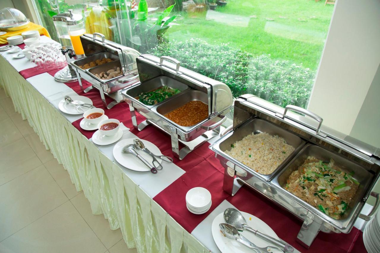 Hotel Sincere Smile Yangon Exterior photo